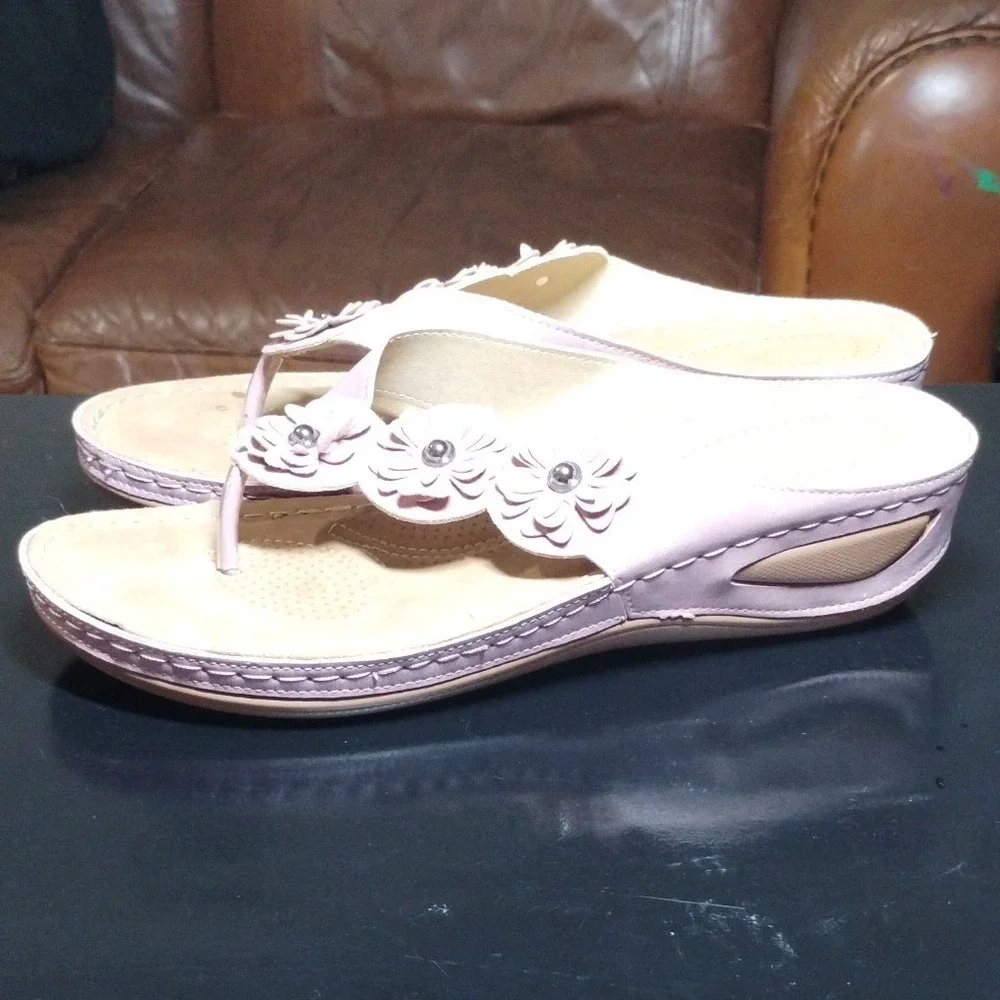Pink Floral Wedge Thong Sandals Womens Size 42 Low Heel Slip On Summer Boho